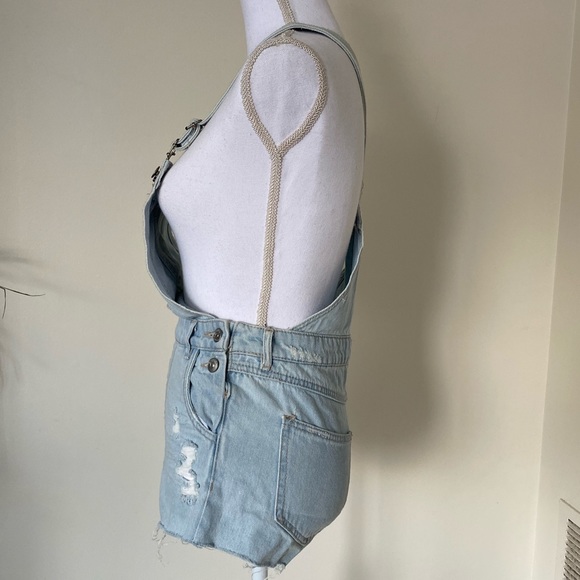 Overall shorts - Picture 3 of 7